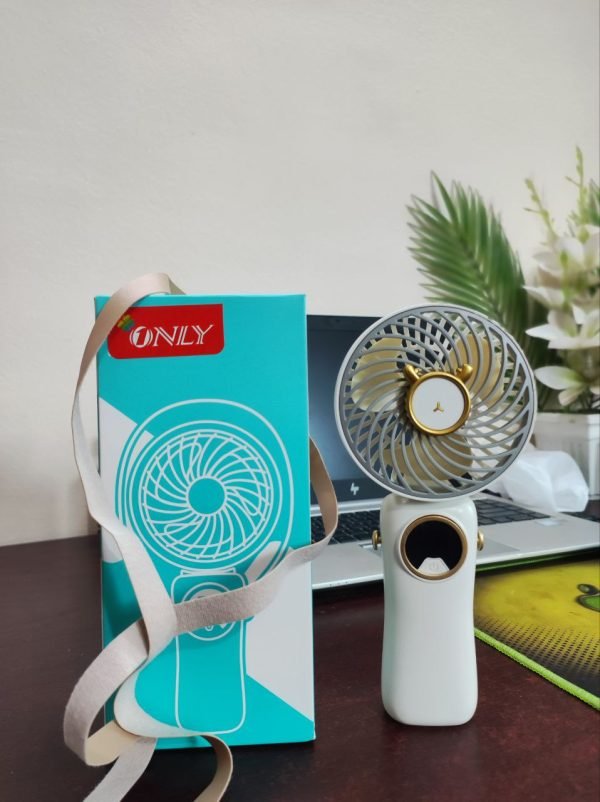 Foldable deak fan